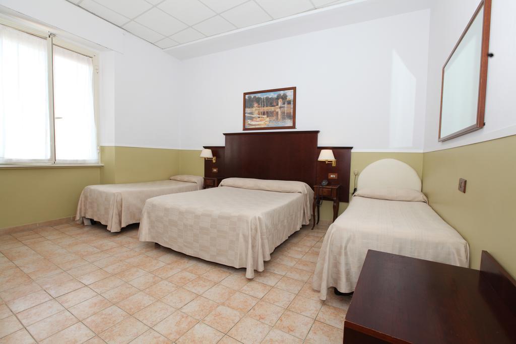 Hotel Belvedere Lido di Ostia Exterior photo