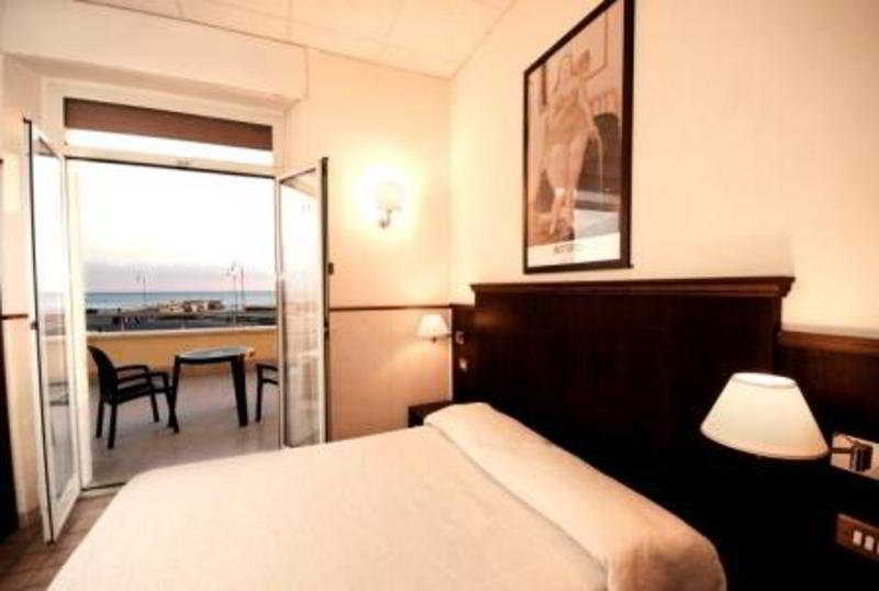 Hotel Belvedere Lido di Ostia Room photo